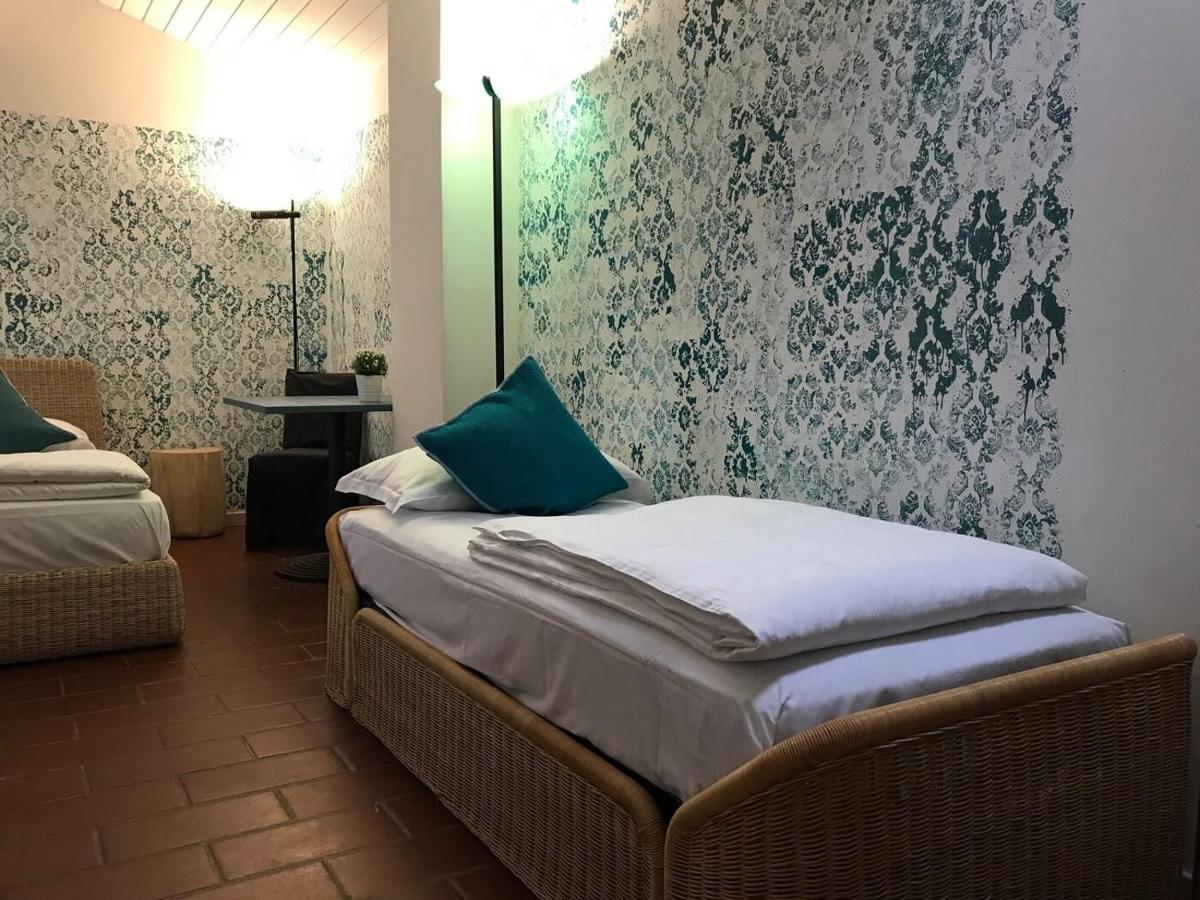 Sleep In Venzone Depandance Hotel Exterior foto