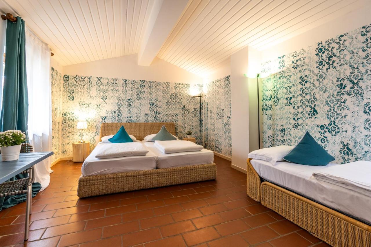 Sleep In Venzone Depandance Hotel Exterior foto