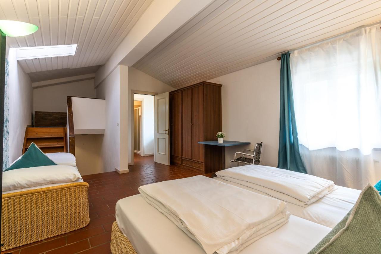 Sleep In Venzone Depandance Hotel Exterior foto